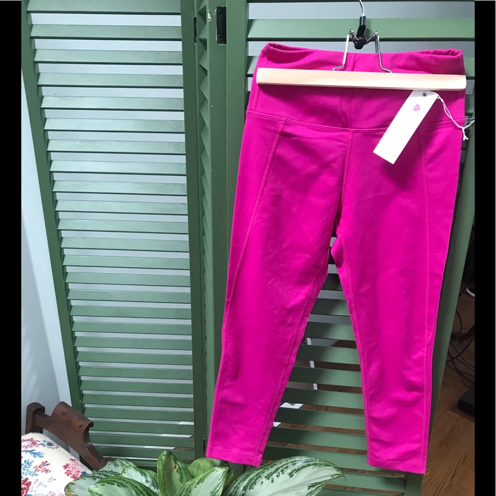 Kira Grace high waisted cropped leggings